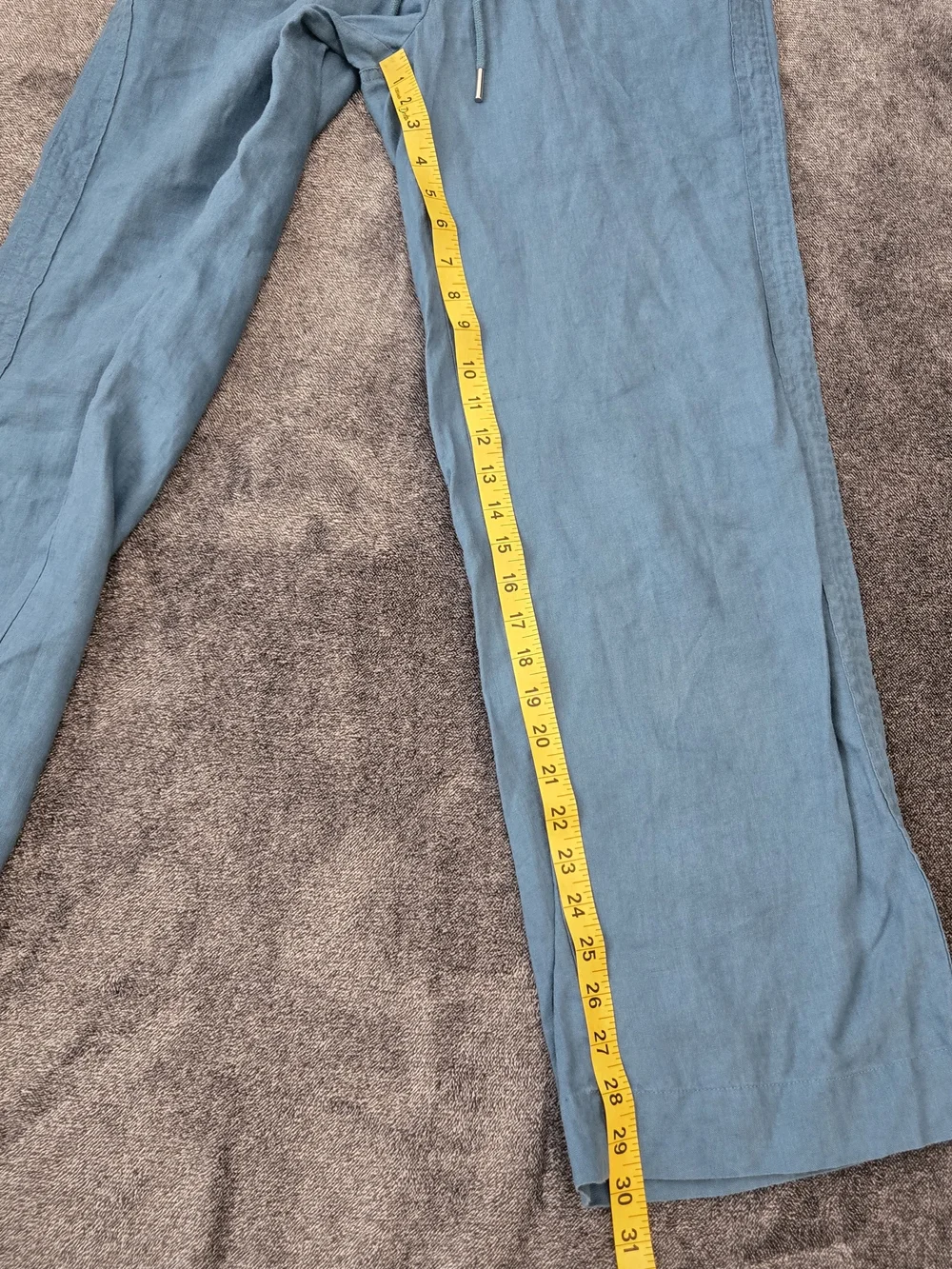 Quince brand size